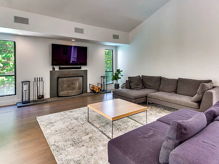 34 Cordwood Ln — Photo 1