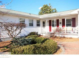 12880 Oneida Rd, Grand Ledge, MI 48837