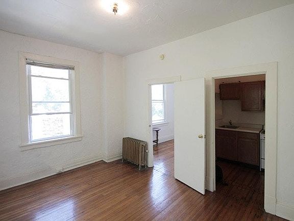 4th image of 500 Todd St APT 18
