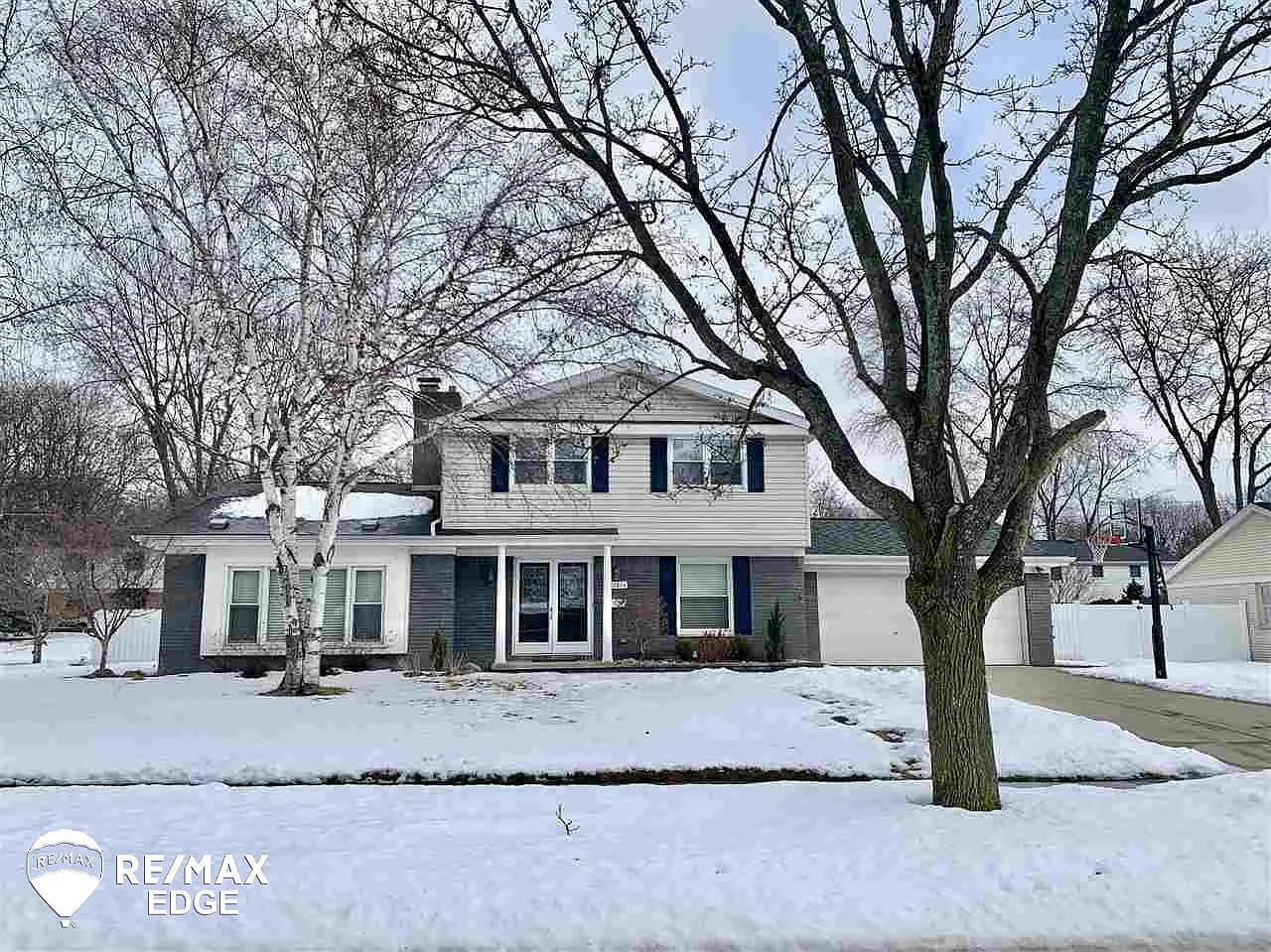 11211 Stonybrook Dr photo 1