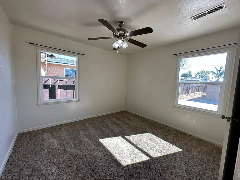 1750 Lois Way — Photo 11