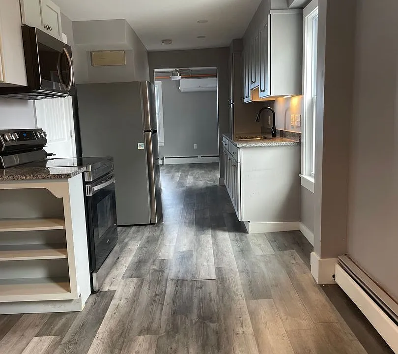 53 Pool St #303