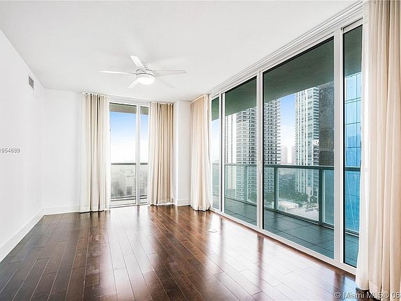 5th image of 665 NE 25th St APT 1505