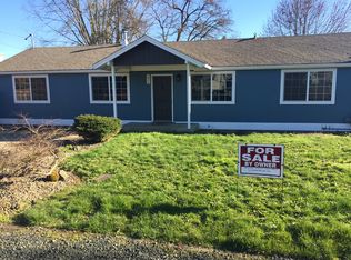 1064 E 2nd Ave, Sutherlin, OR 97479