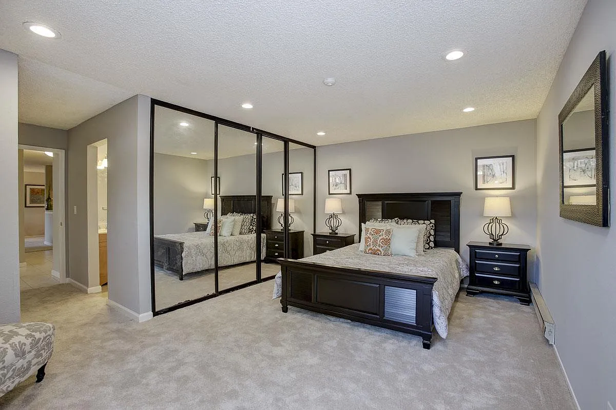 3 bed, 1283 sqft, $3,500 — Photo 2