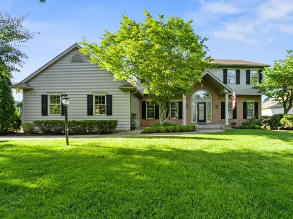 14617 Bridlewood Ln, Granger, IN 46530