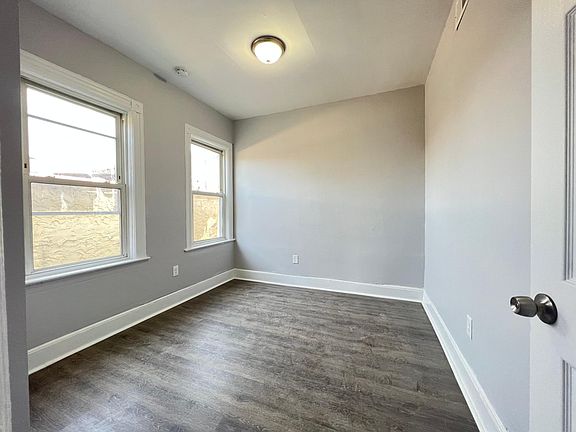 5th image of 231 N 18th St Floor 2