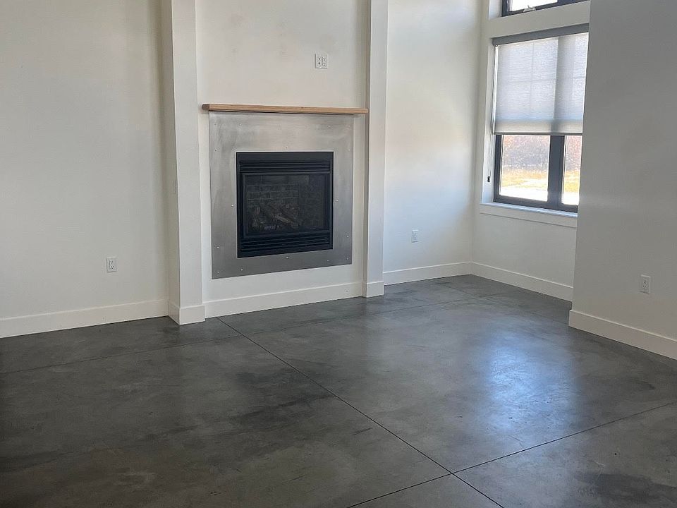 vic 1 bed_10282022