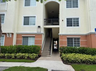9833 Baywinds Dr APT 7107, West Palm Beach, FL 33411