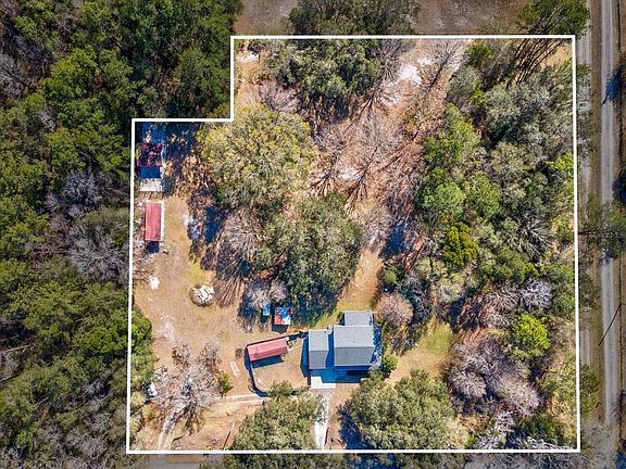 2nd image of 24420 Lanark Rd