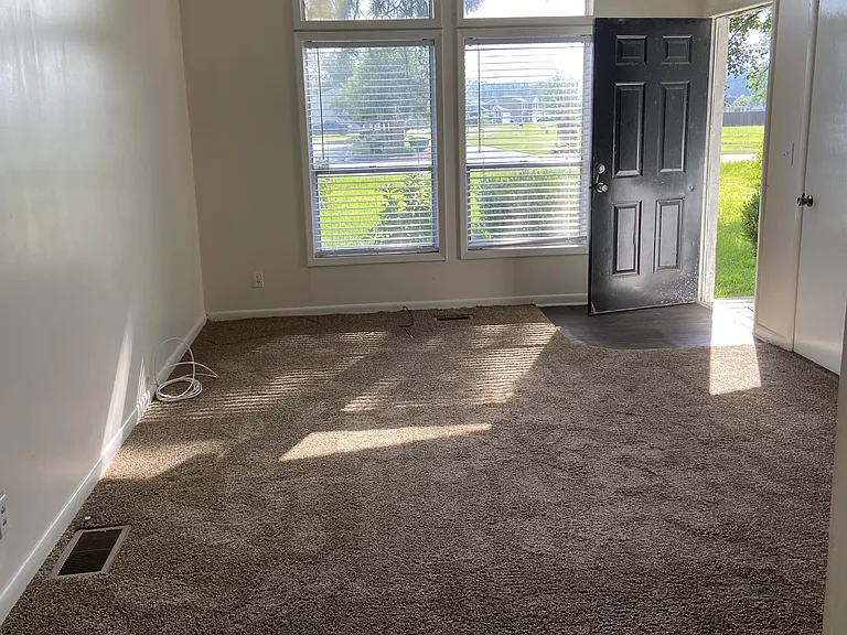 2550 Loch Laurel Rd — Photo 3
