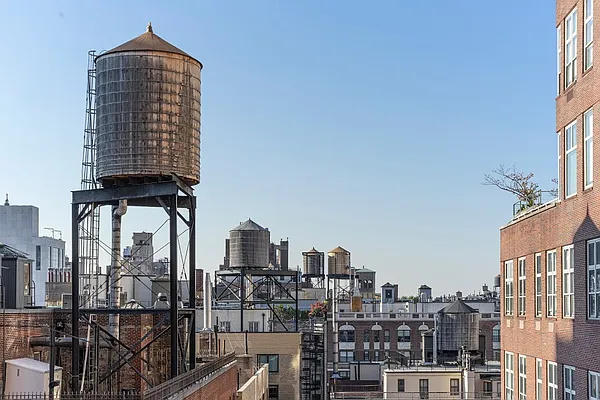 Rented by New York Casas Ltd. | media 20