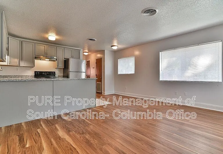 1304 Suber St #B — Photo 13
