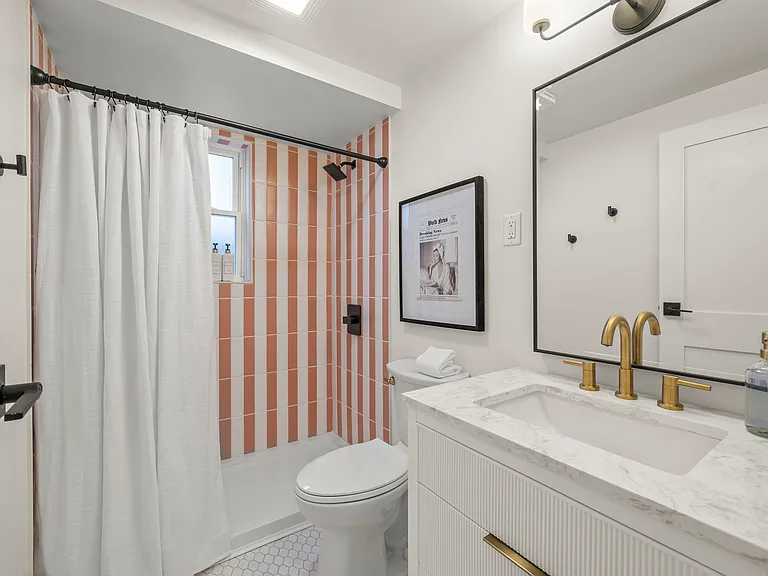 1213 Paxton Ave #2 — Photo 4