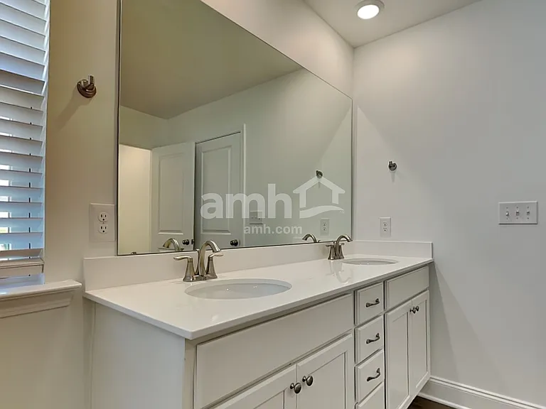 210 Argea Dr — Photo 12
