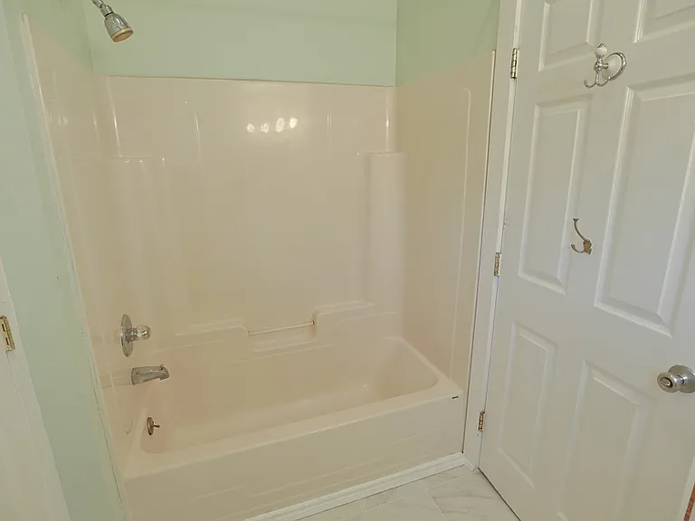 28 Mulford Ave — Photo 2