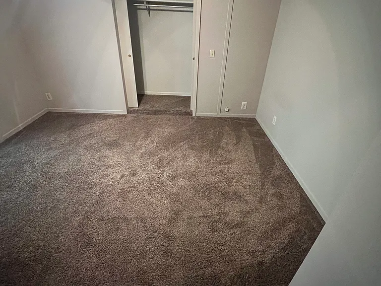 112 Cherry Hills Ct — Photo 5
