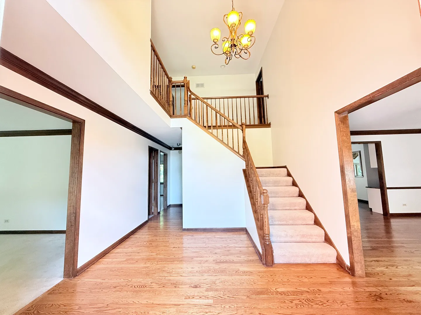 4 bed, 3946 sqft, $4,600 — Photo 3