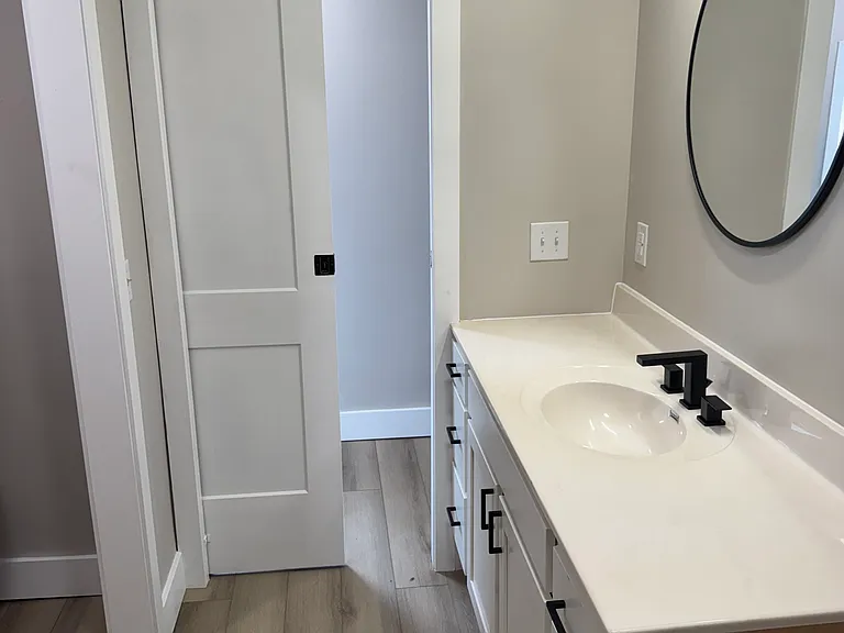 651 Musgrave Ct #5 — Photo 6