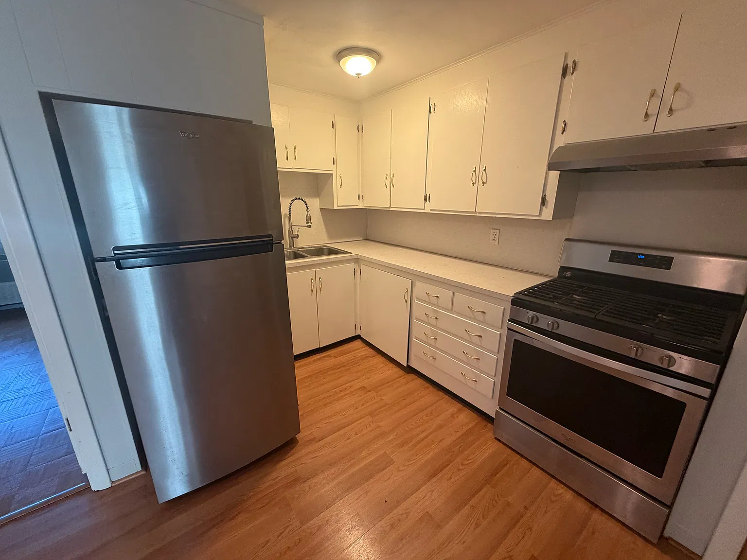 463 Woonasquatucket Ave — Photo 1