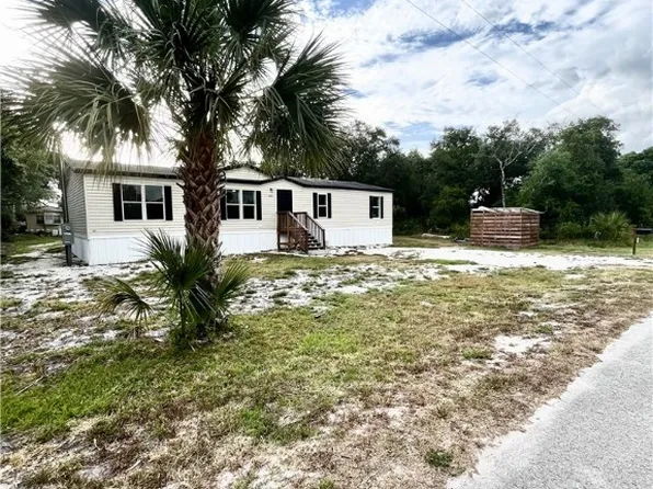 463 Citrus Ave, Palmdale, FL 33944