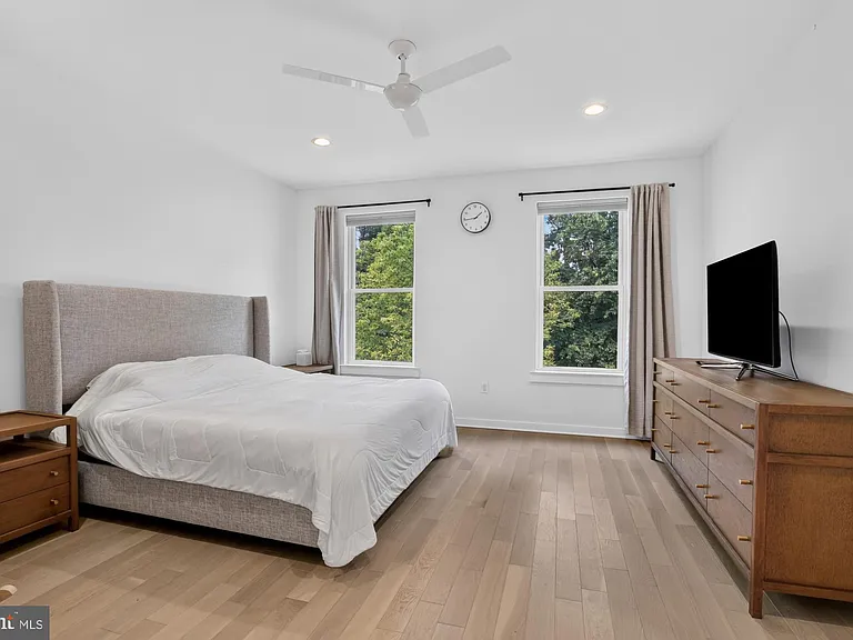 7354 Ridge Ave #27 — Photo 19
