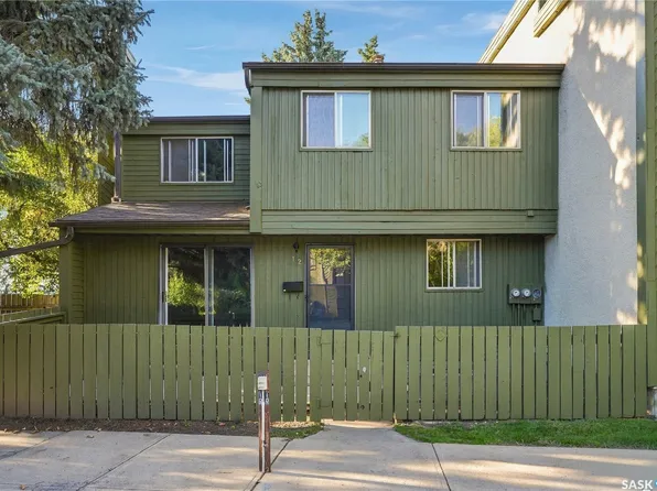 215 Primrose Drive #12, Saskatoon, SK S7K 5E4