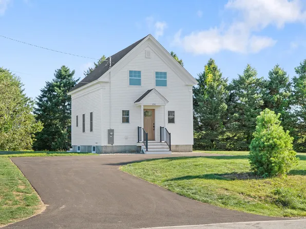 216 Curtis Road, Arundel, ME 04046