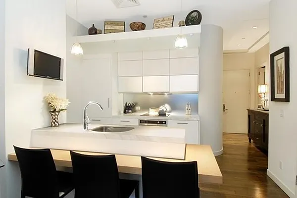 Rented by Corcoran | media 10