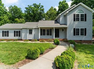 7 Loving Ter, Palmyra, VA 22963