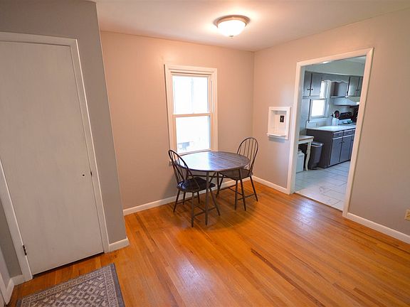 5th image of 524 W Spruce St