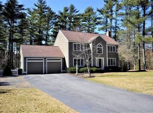 26 Pilgrim Xing, Middleboro, MA 02346