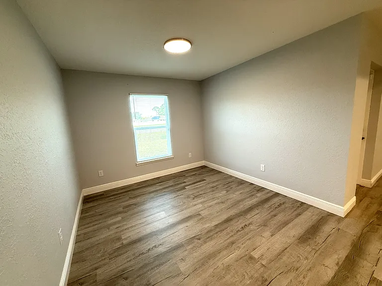 359 Wilton Ave SW — Photo 16