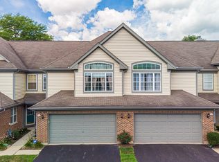 286 Manor Dr, Buffalo Grove, IL 60089