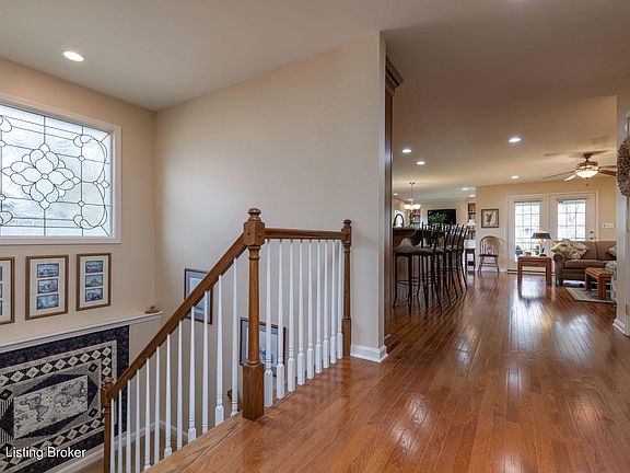 4th image of 11701 Pepper Way