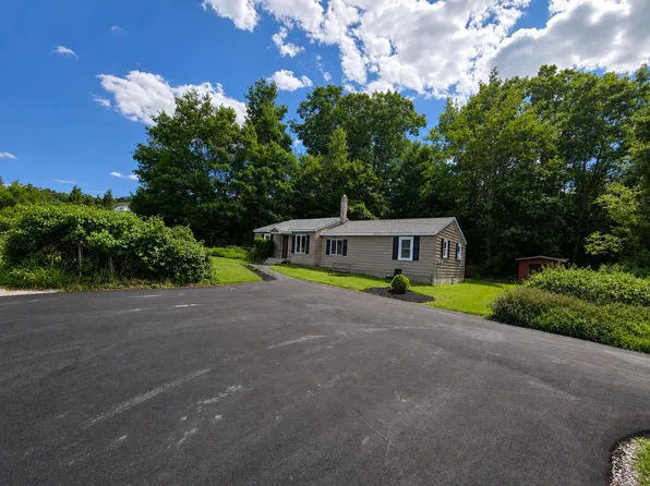192 Londonderry Turnpike, Hooksett, NH 03106