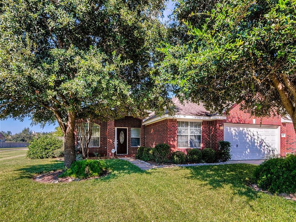 1st image of 14903 Cypress Waters Dr