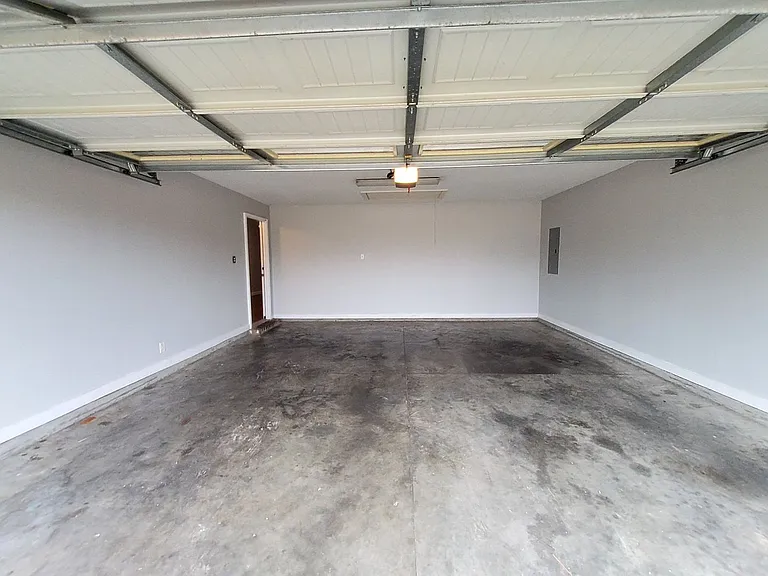8898 Rasco Hills Cv — Photo 11