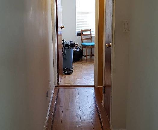 5th image of 1606 E 56th St