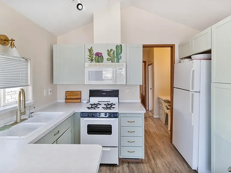 12625 E 46th St — Photo 20