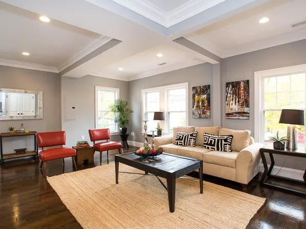 31 Grant St #2, Somerville, MA 02145