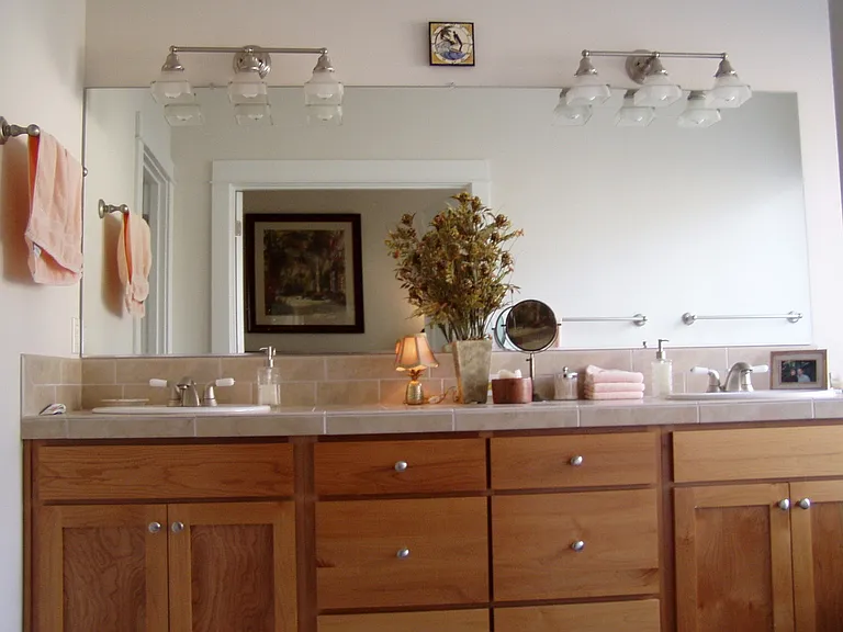 964 E Creek View Dr — Photo 6