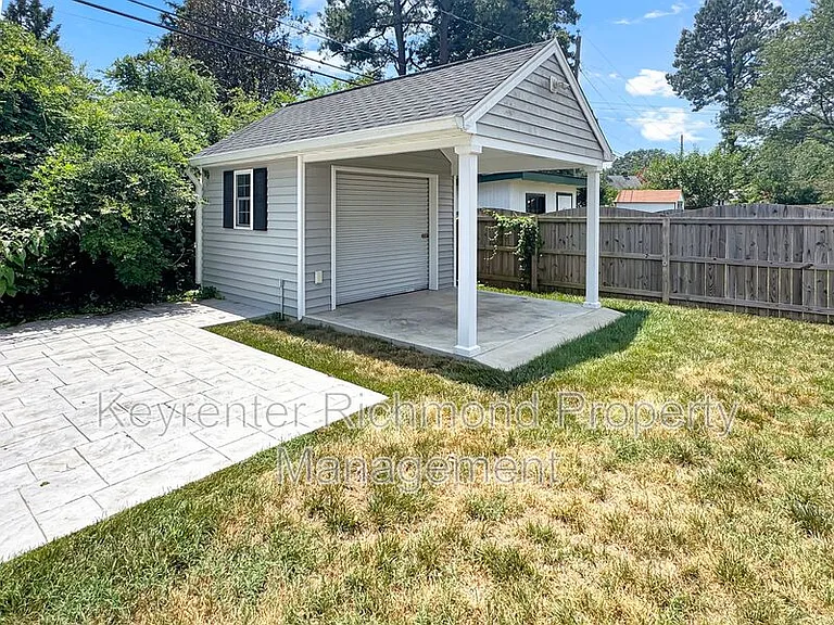 2127 New Berne Rd — Photo 17