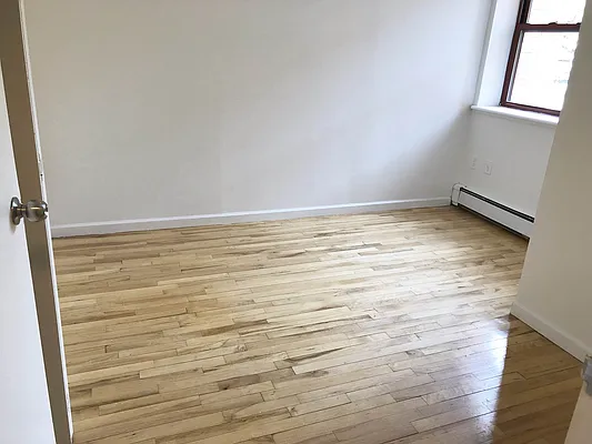 Rented by Town Residential | media 3