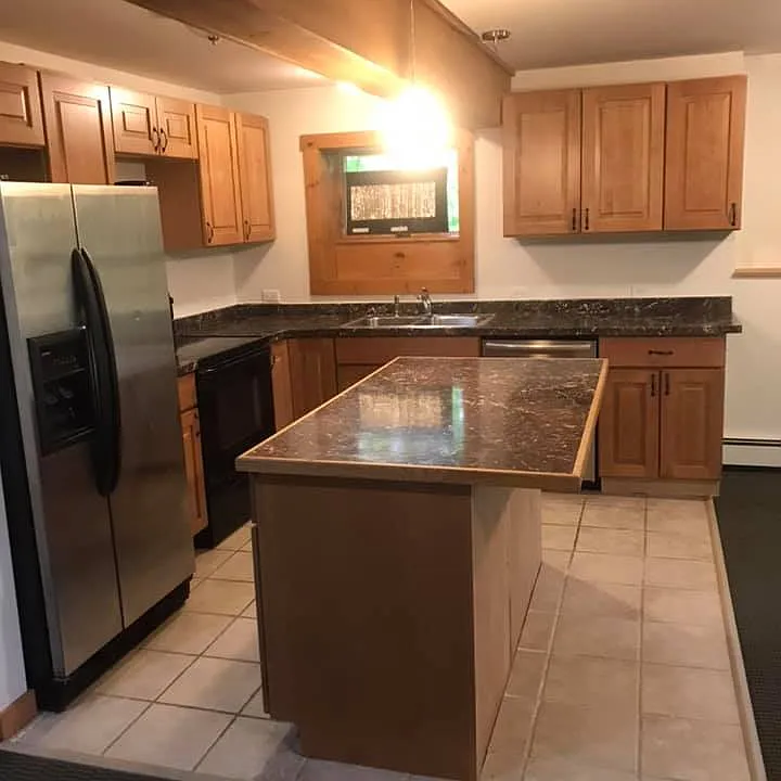 Kitchen / Dining area