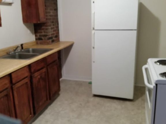 5th image of 7 Union St #3