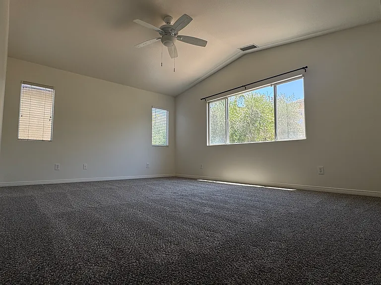 18 Copperstone Ln — Photo 17