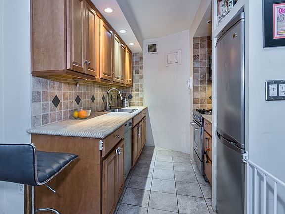 4th image of 70-25 Yellowstone Blvd #2U