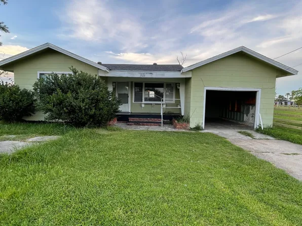 5523 Thelma Ln, Lake Charles, LA 70615