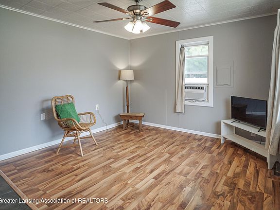 5th image of 1130 Wolf Ct